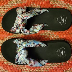 Rocket Dog Floral Silky Flip Flops 9